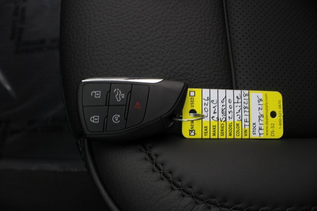 New 2026 GMC Sierra 2500 Denali w/ Denali Reserve Package image 10