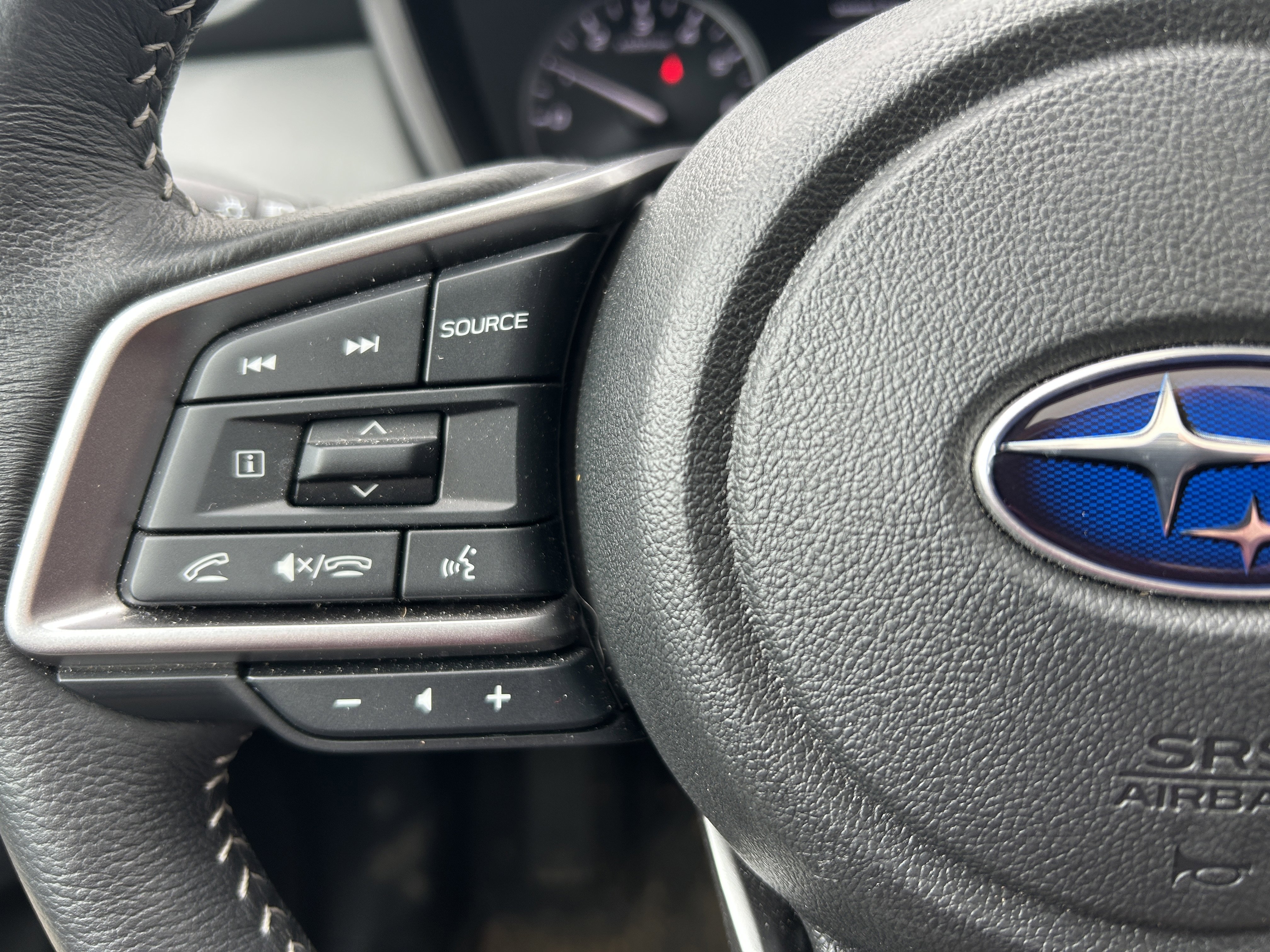 Certified 2025 Subaru Outback Limited image 18