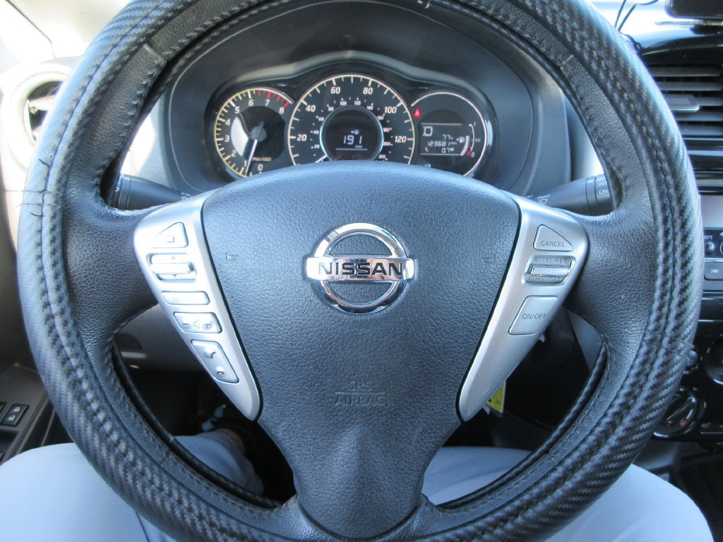 Used 2015 Nissan Versa Note SV FWD image 22