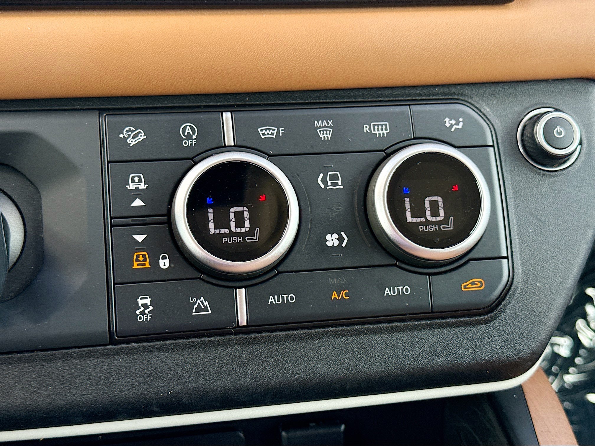 Used 2023 Land Rover Defender 130 First Edition AWD/4WD image 36