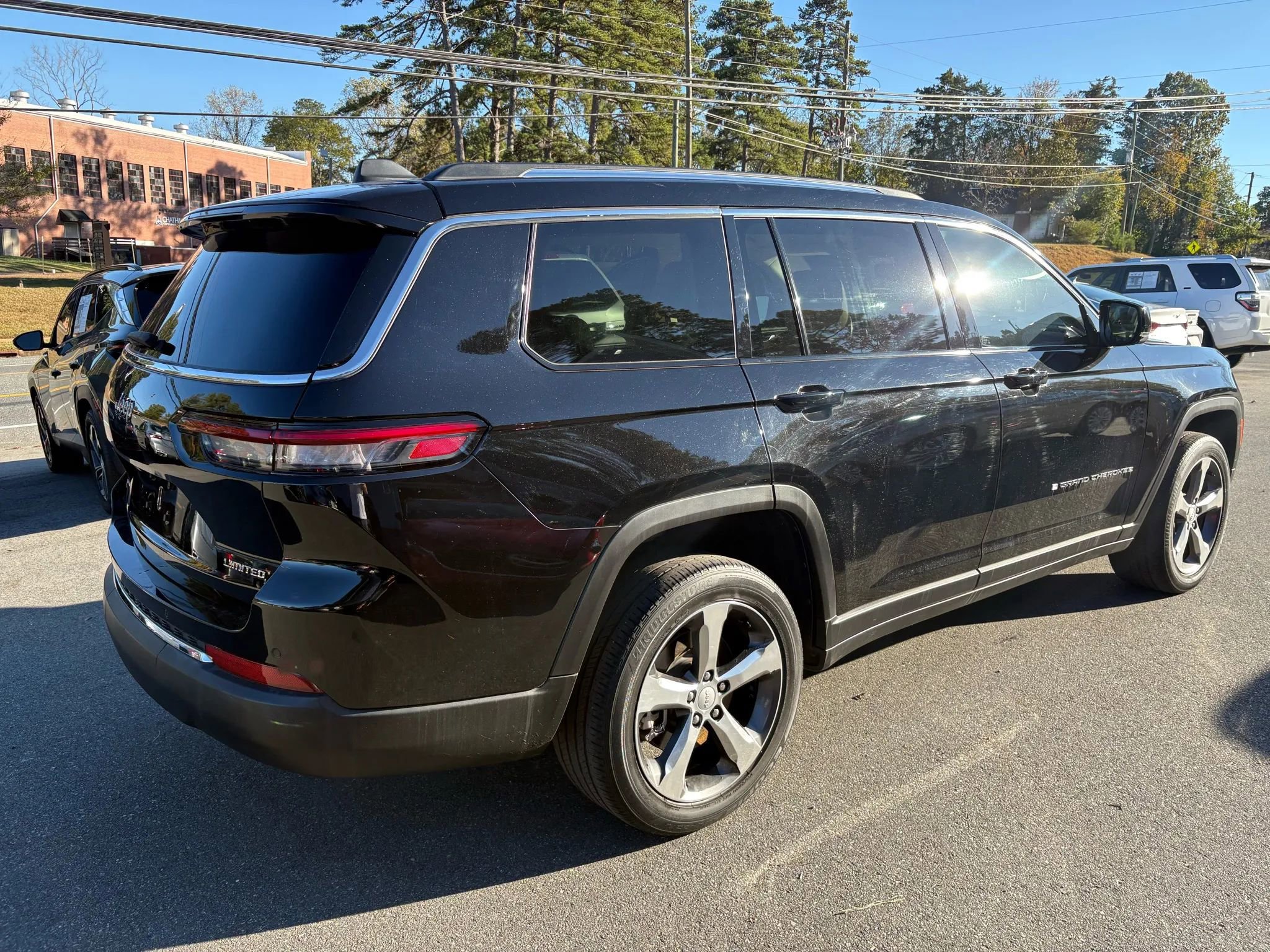 Used 2021 Jeep Grand Cherokee L Limited image 5