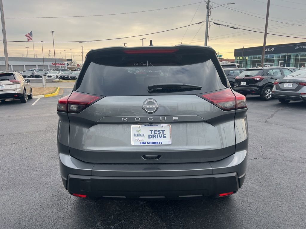 Used 2026 Nissan Rogue S image 4
