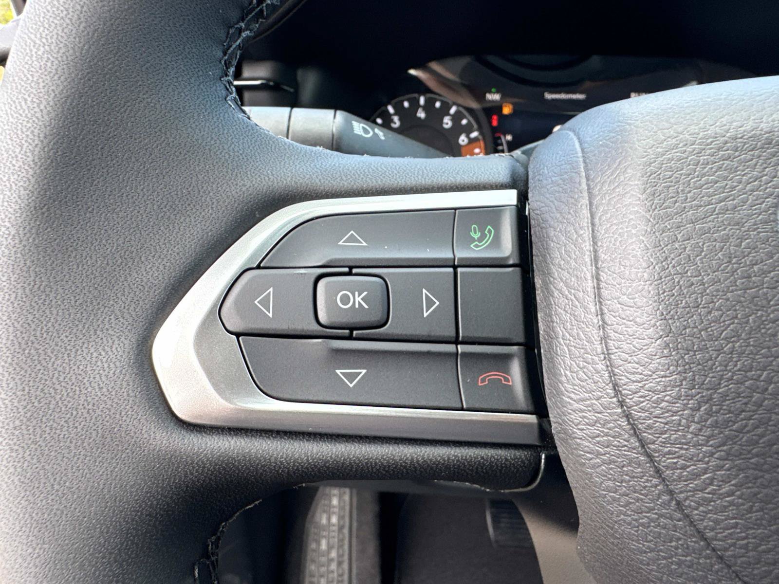 New 2026 Jeep Compass Latitude AWD/4WD image 30