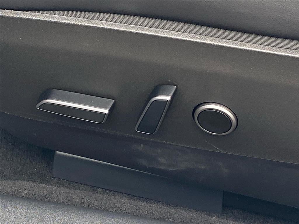 Used 2023 Tesla Model 3 Standard Range RWD image 12