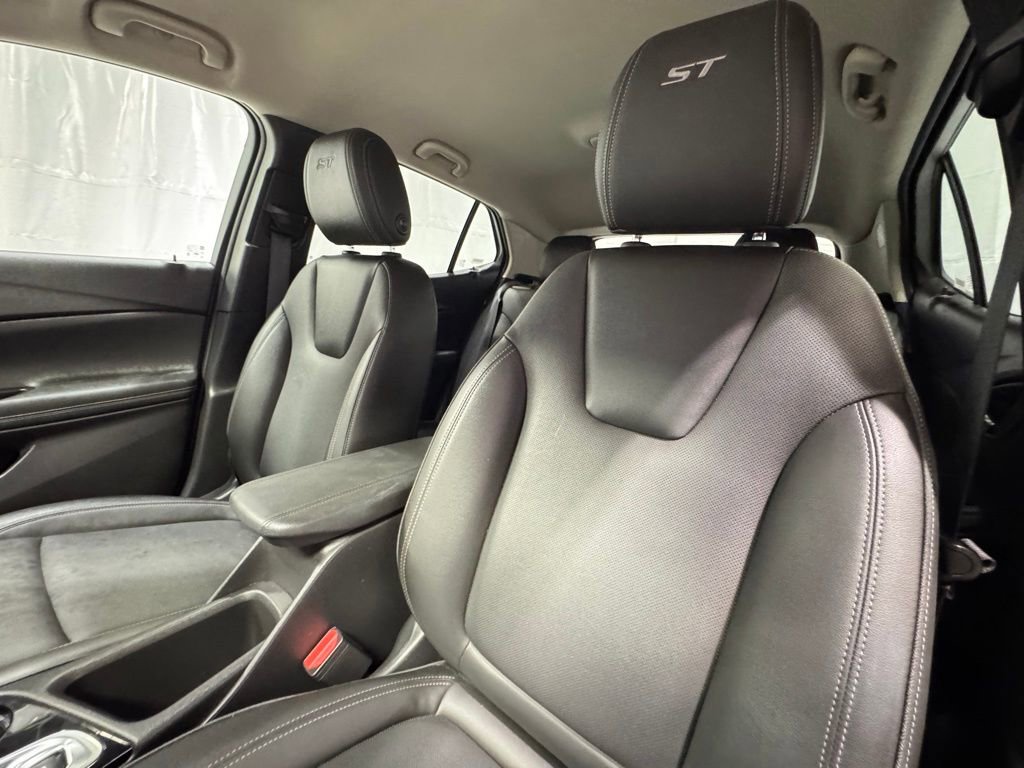 Used 2024 Buick Encore GX Sport Touring w/ Comfort Package FWD image 22