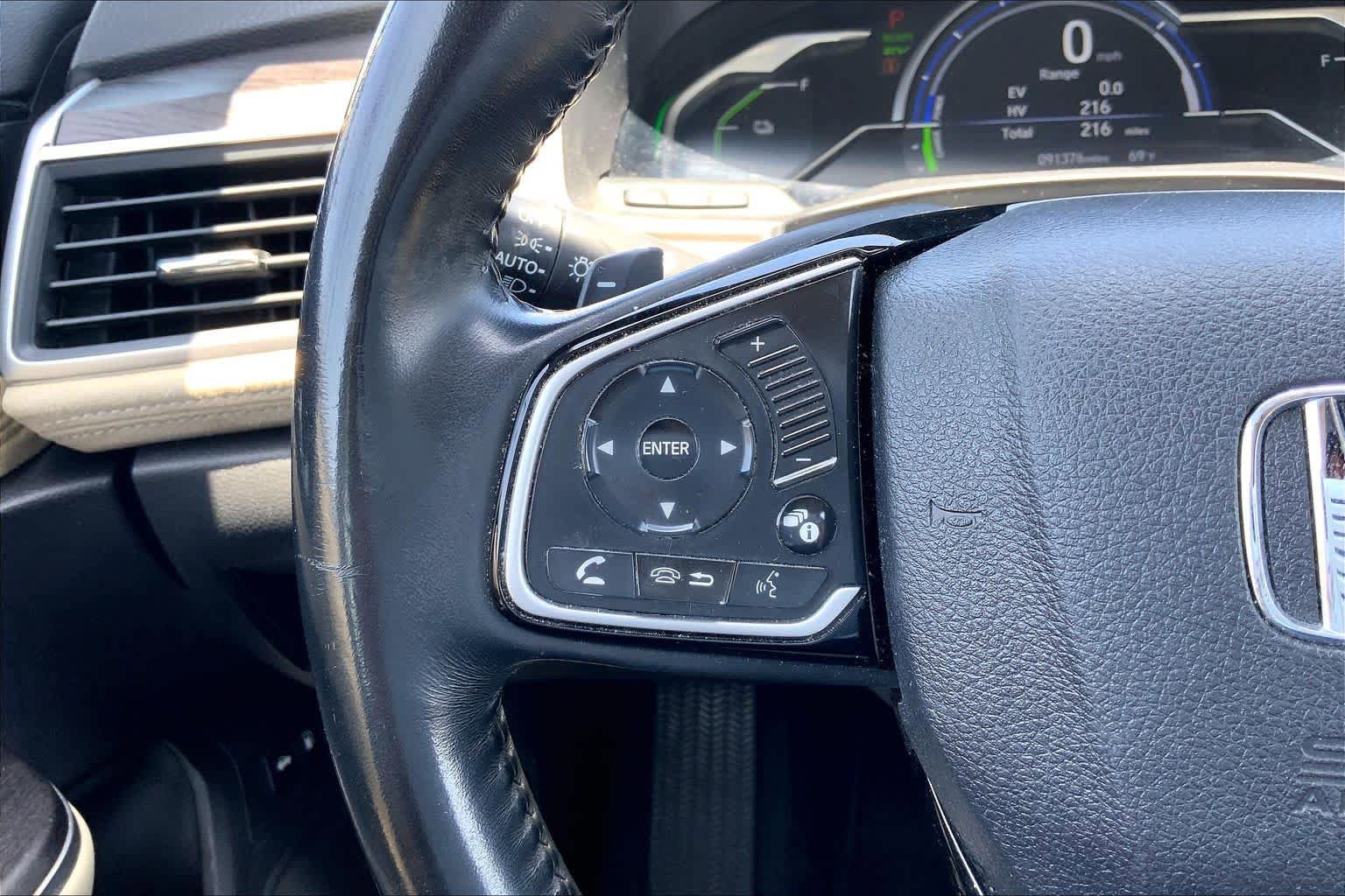 Used 2018 Honda Clarity Touring image 23