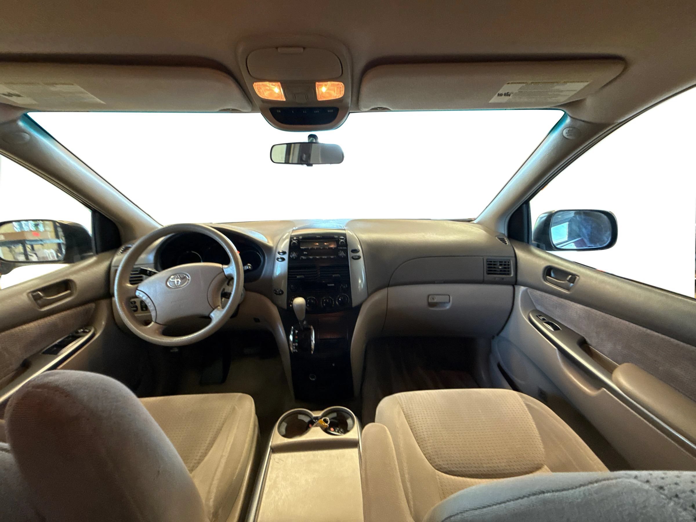 Used 2008 Toyota Sienna LE FWD image 21