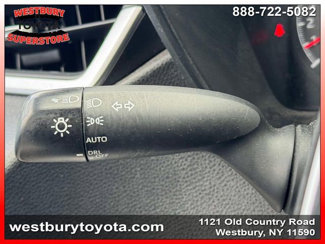 Used 2021 Toyota Corolla SE FWD image 25