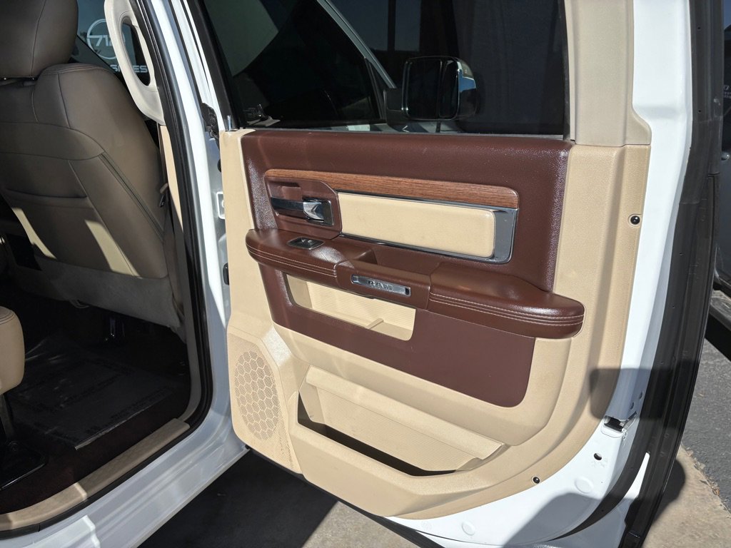 Used 2016 RAM 2500 Laramie w/ Convenience Group image 27