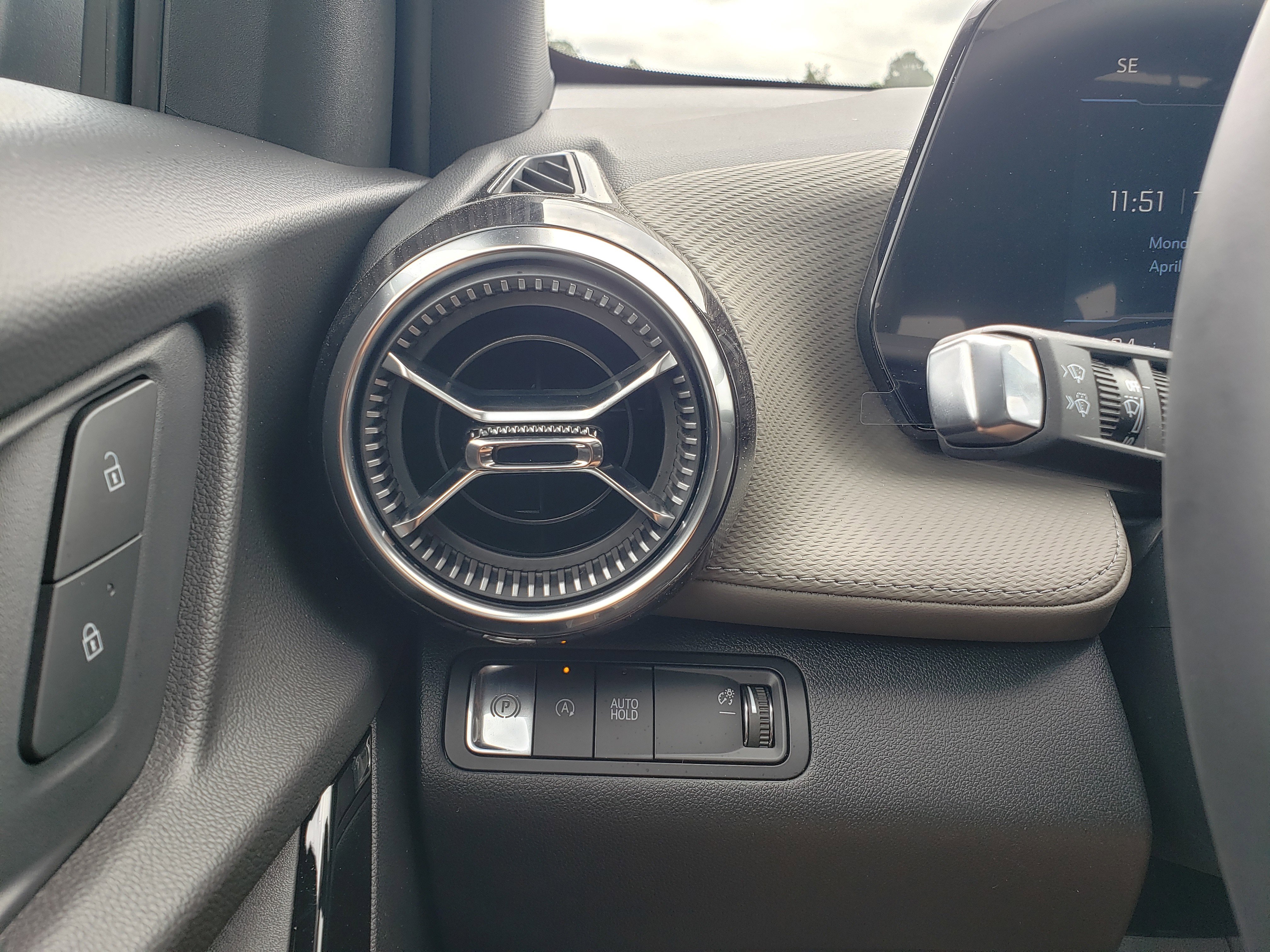 New 2026 Chevrolet Equinox LT FWD image 15