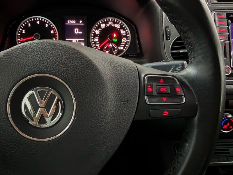 Used 2017 Volkswagen Tiguan Wolfsburg Edition image 23