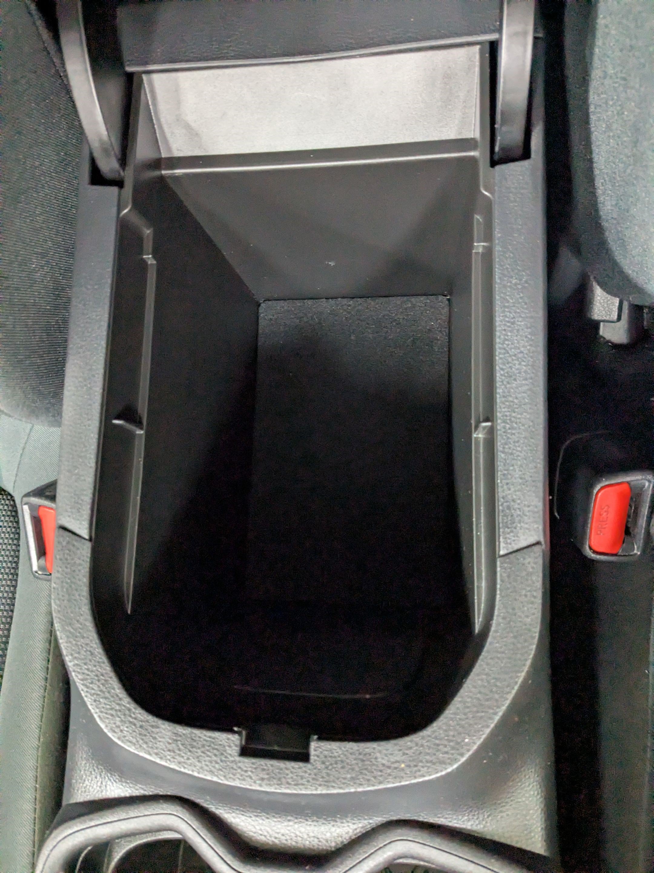 Used 2021 Toyota RAV4 LE FWD image 21