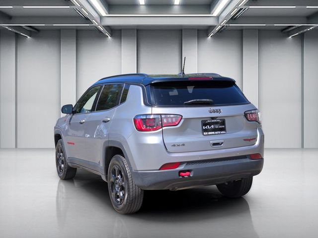 Used 2024 Jeep Compass Trailhawk AWD/4WD image 6