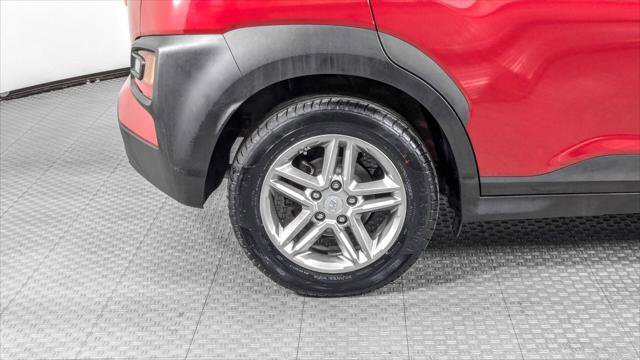 Used 2021 Hyundai Kona SE image 32