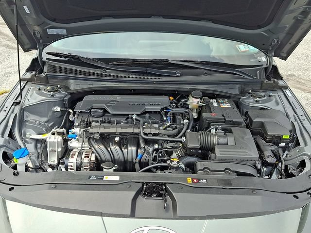 New 2026 Hyundai Elantra SE FWD image 19