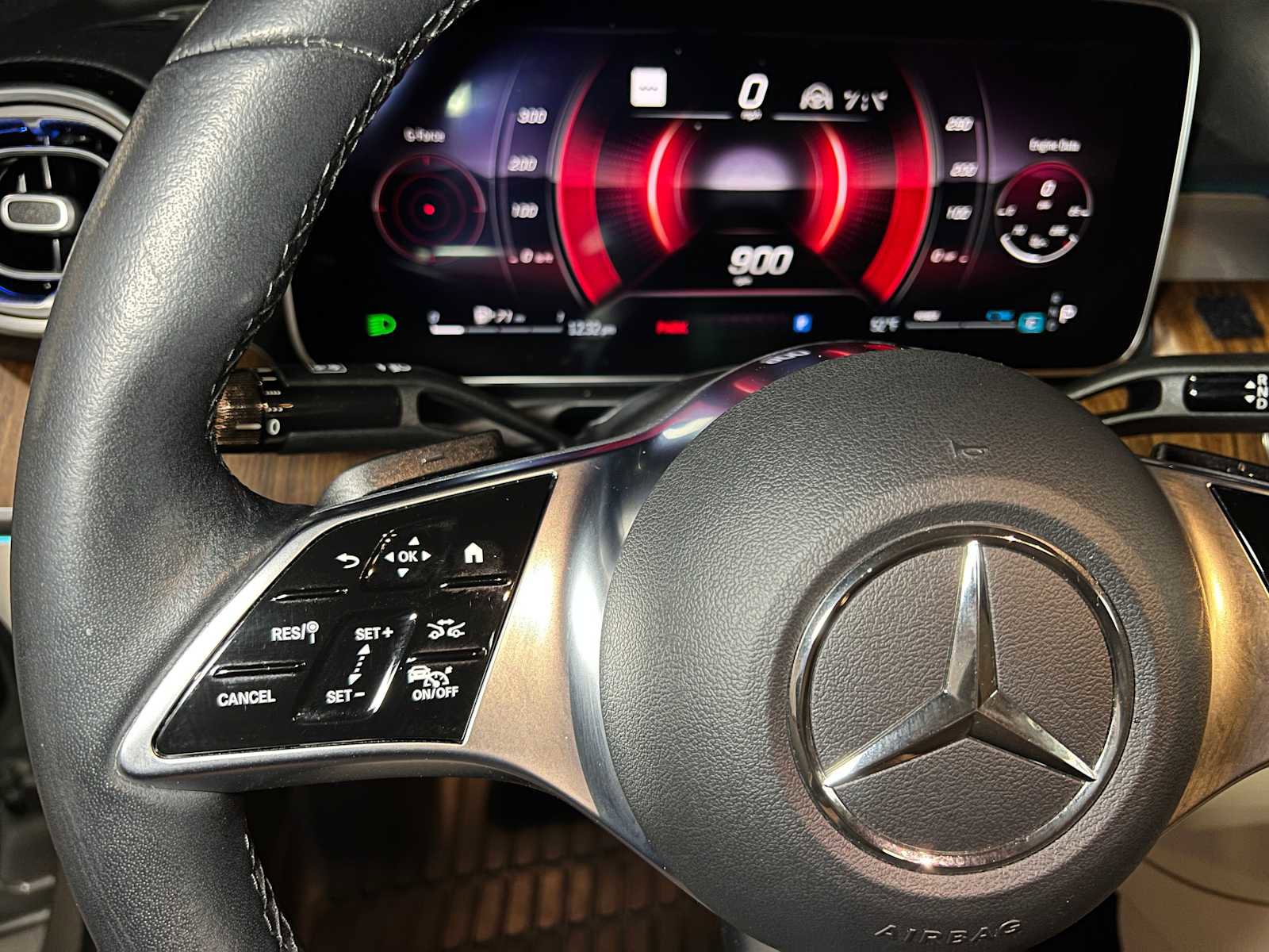 Used 2023 Mercedes-Benz C 300 4MATIC Sedan image 28