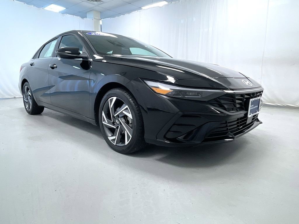 Used 2024 Hyundai Elantra Limited