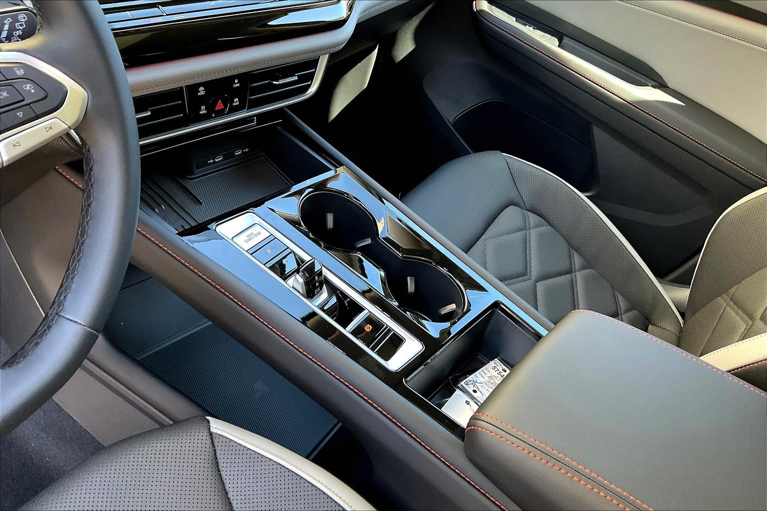 New 2026 Volkswagen Atlas Peak Edition AWD/4WD image 7