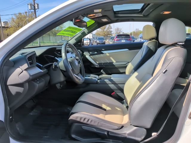 Used 2016 Honda Civic Touring image 18