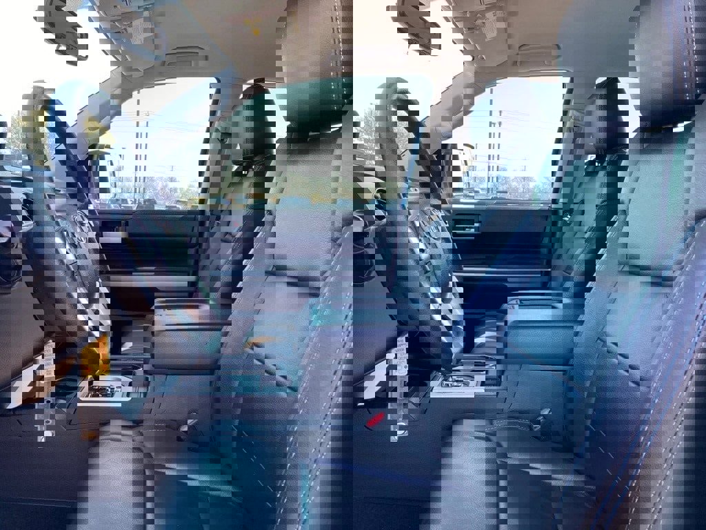 Used 2017 Toyota Tundra SR5 image 10