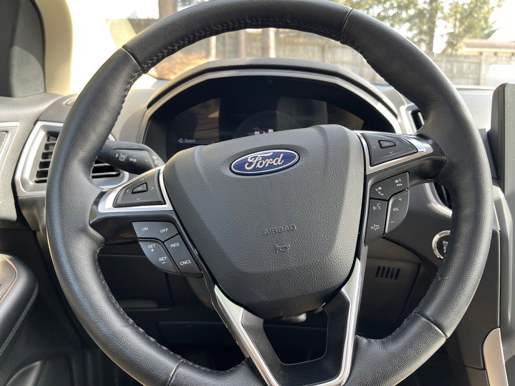 Used 2024 Ford Edge SEL w/ Convenience Package image 25