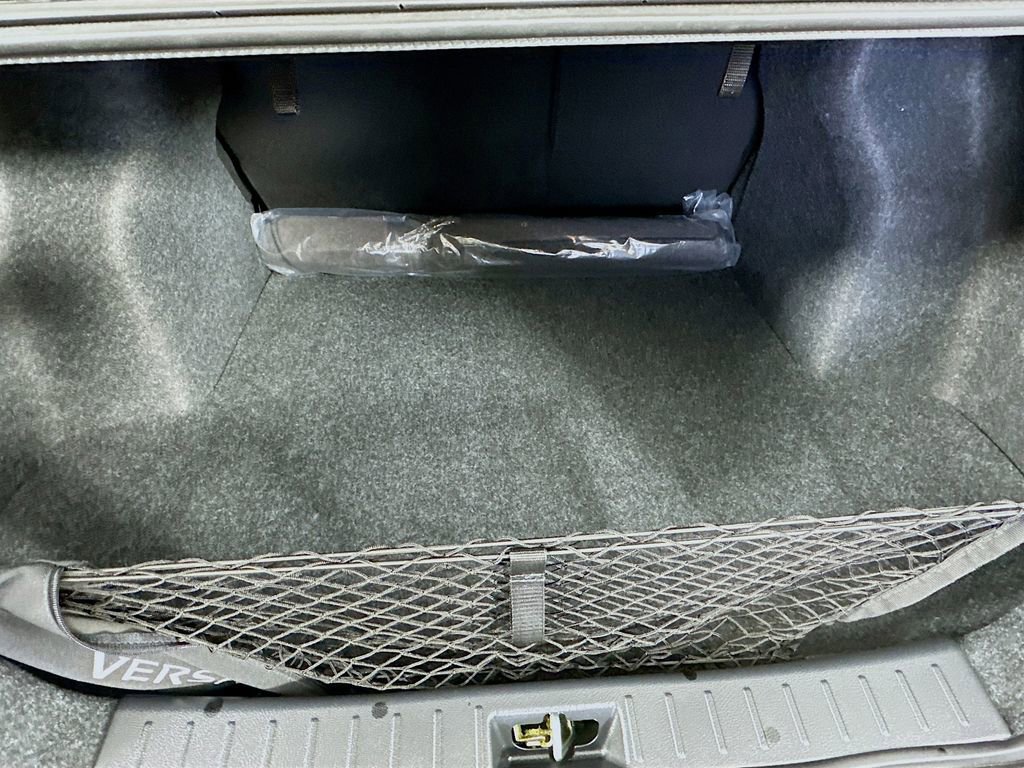 Used 2025 Nissan Versa SV w/ Trunk Package image 30