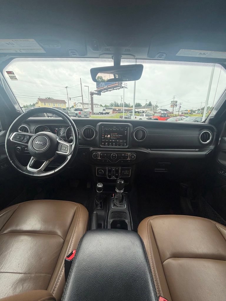 Used 2020 Jeep Wrangler Unlimited Sahara AWD/4WD image 14