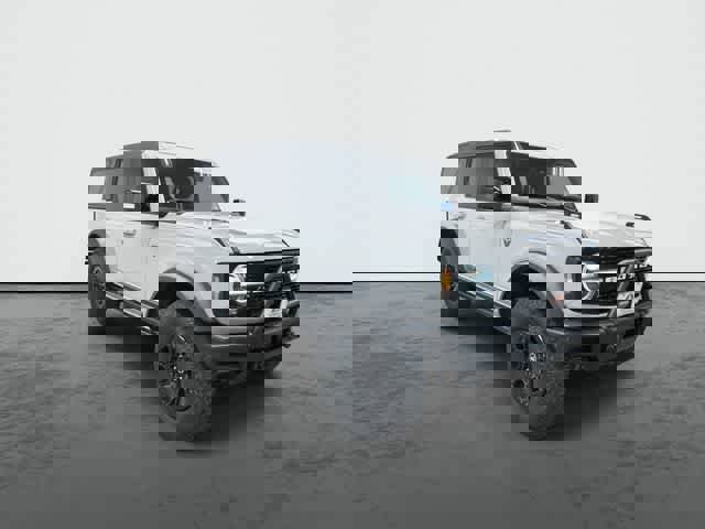 Used 2021 Ford Bronco First Edition image 6