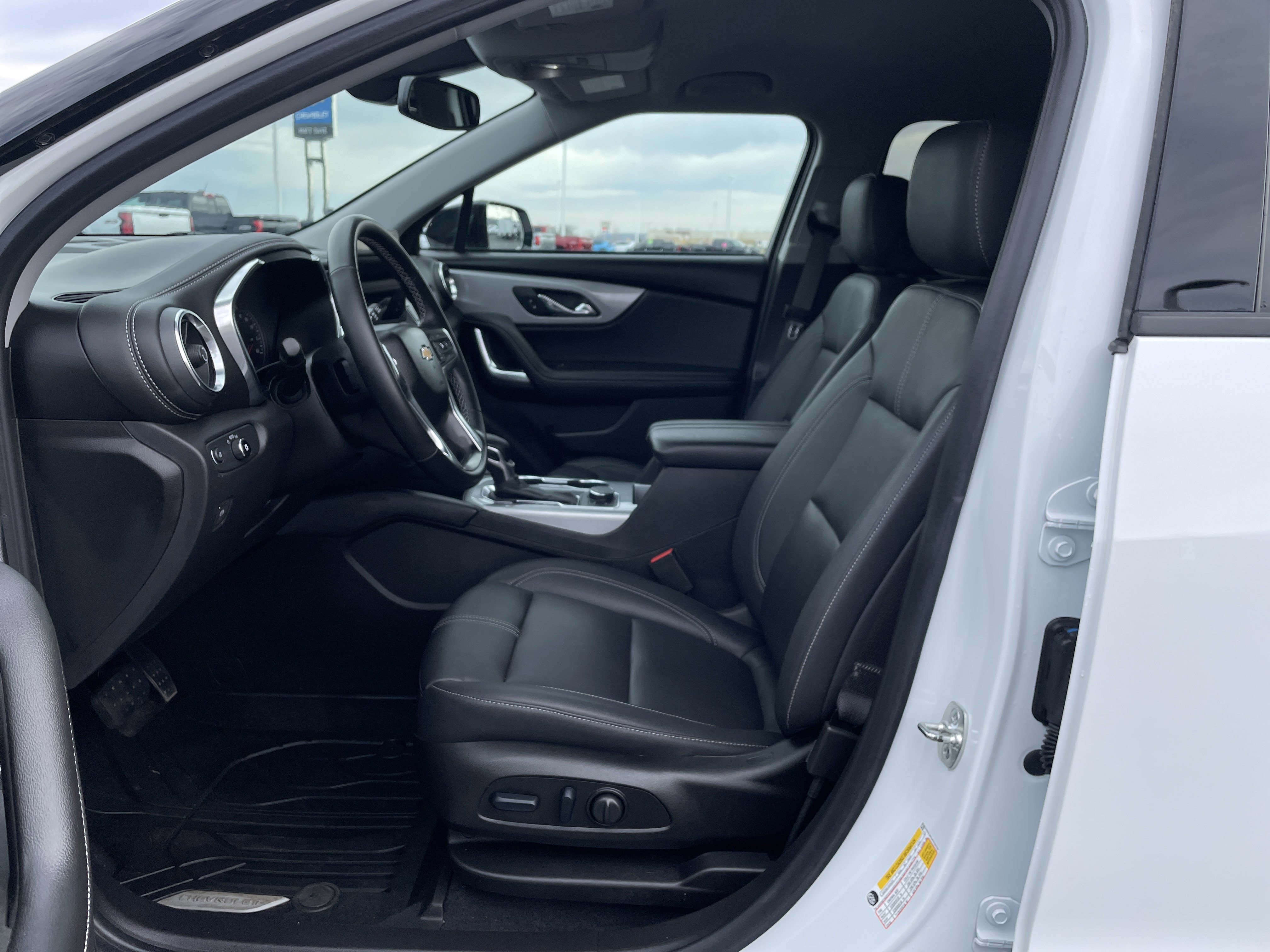 Certified 2024 Chevrolet Blazer LT w/ Midnight/Sport Edition image 16