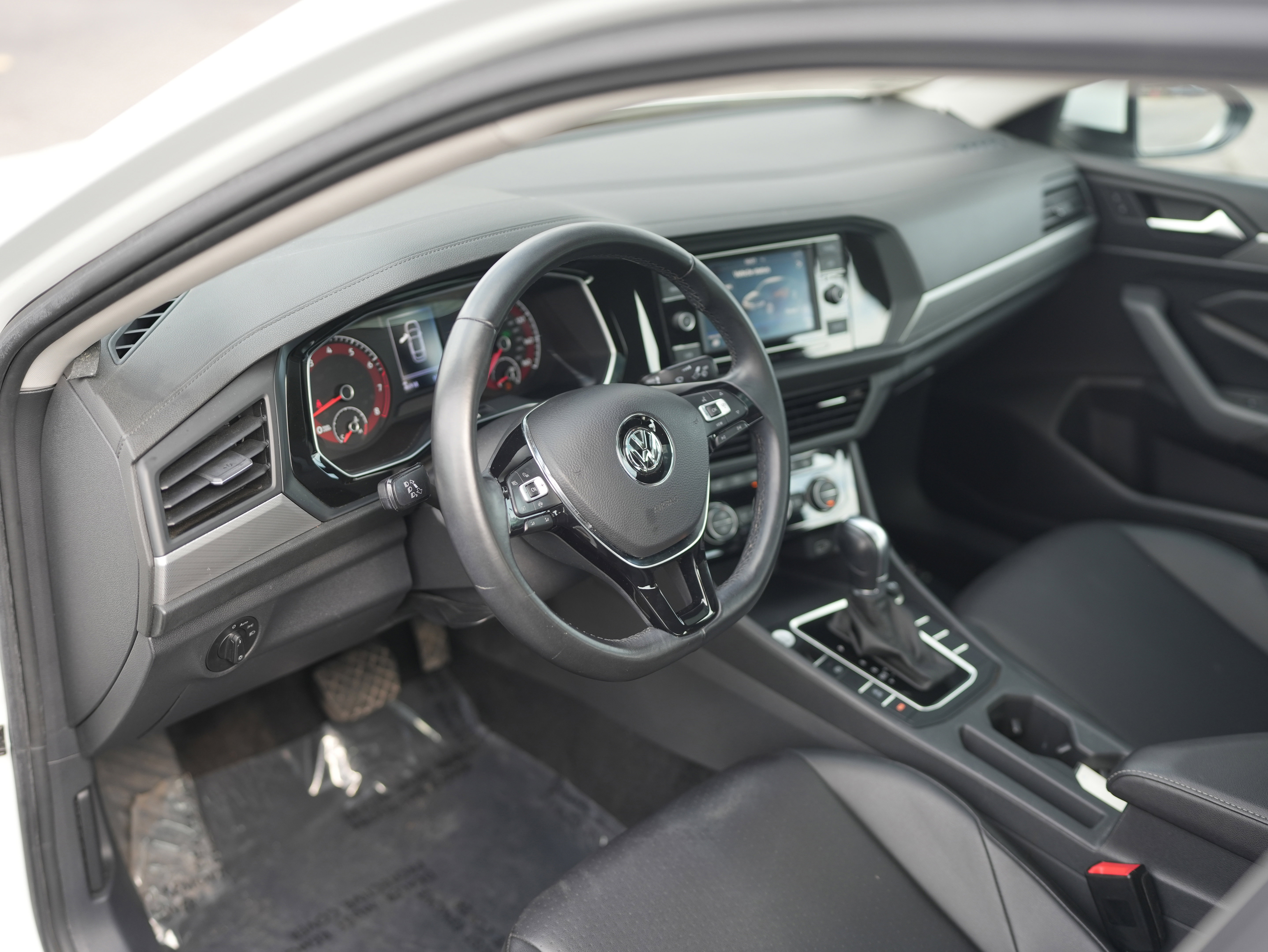 Used 2019 Volkswagen Jetta SE image 12