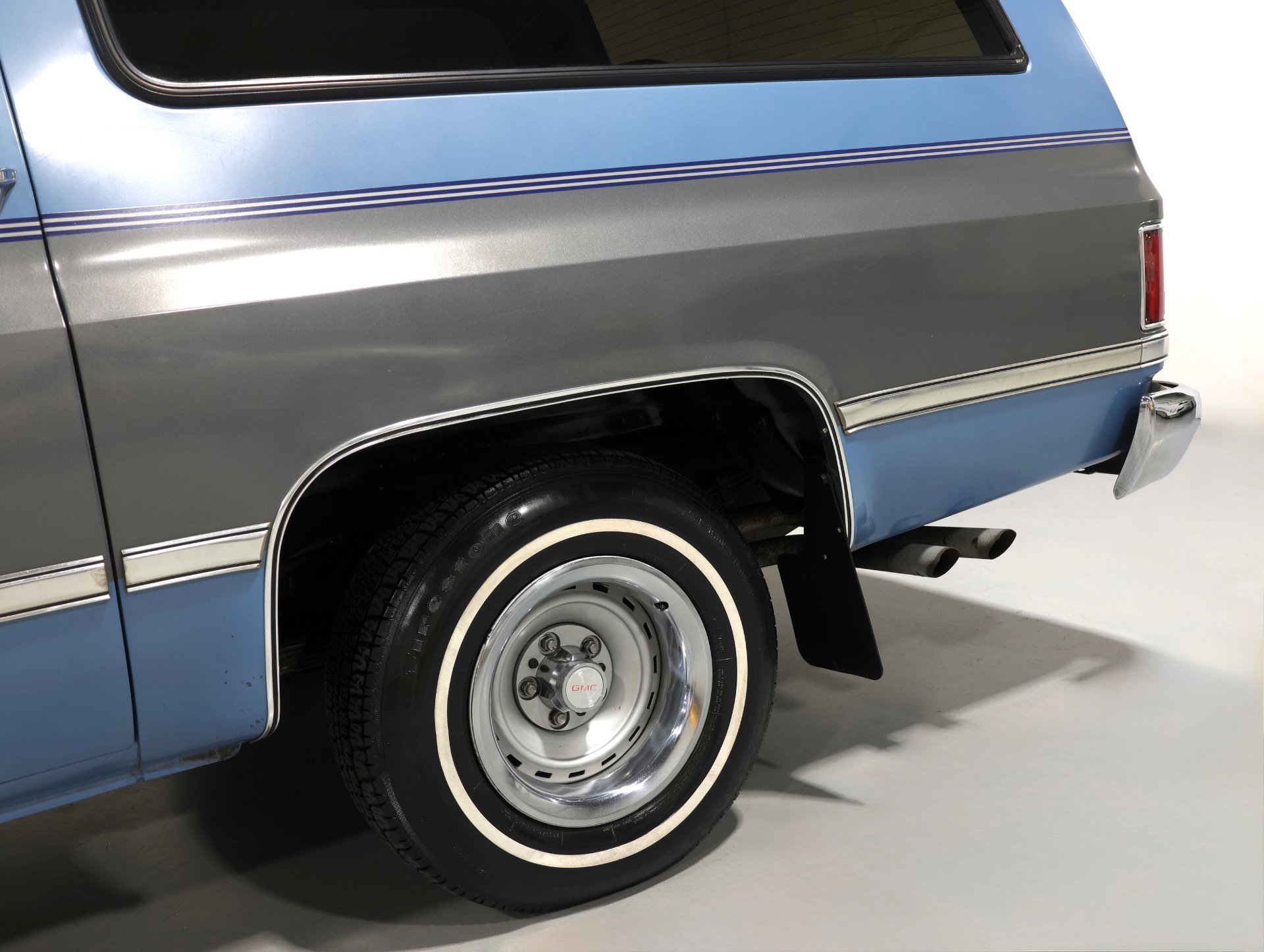 Used 1987 GMC Suburban 2WD image 38