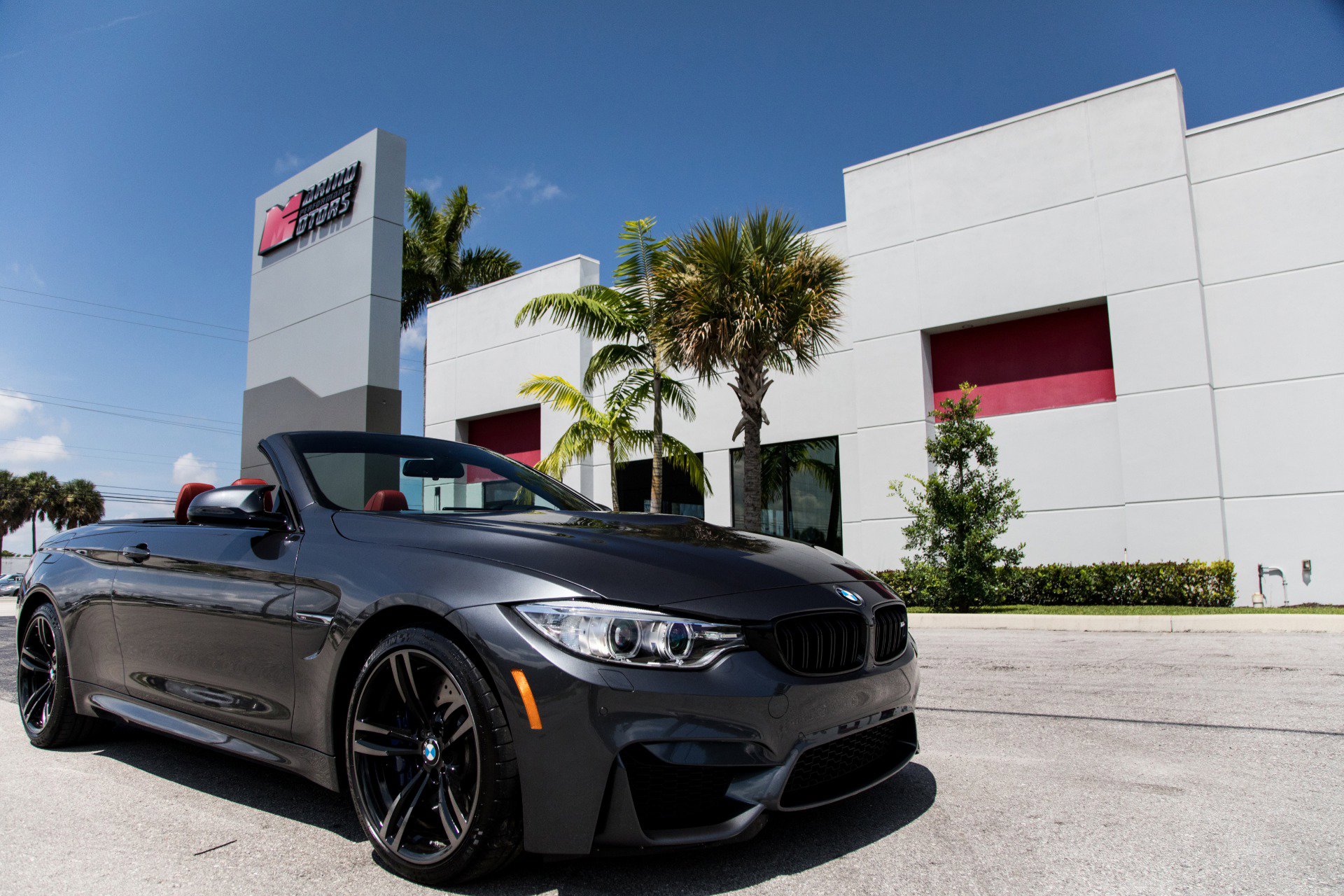 Used 2016 BMW M4 Convertible image 14