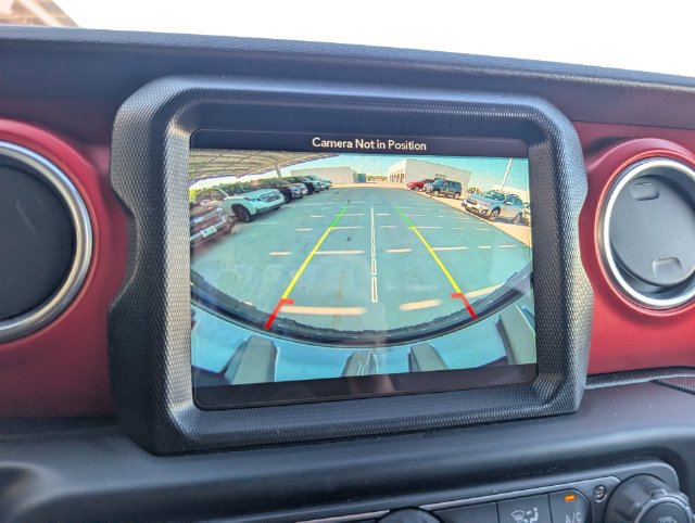 Used 2018 Jeep Wrangler Unlimited Rubicon AWD/4WD image 16