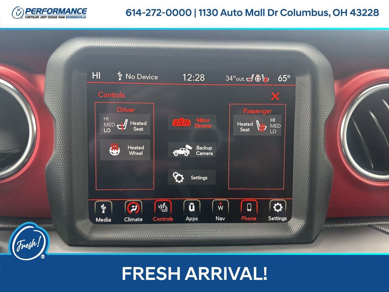 Used 2022 Jeep Wrangler Unlimited Rubicon w/ Xtreme Recon 35" Tire Package image 17