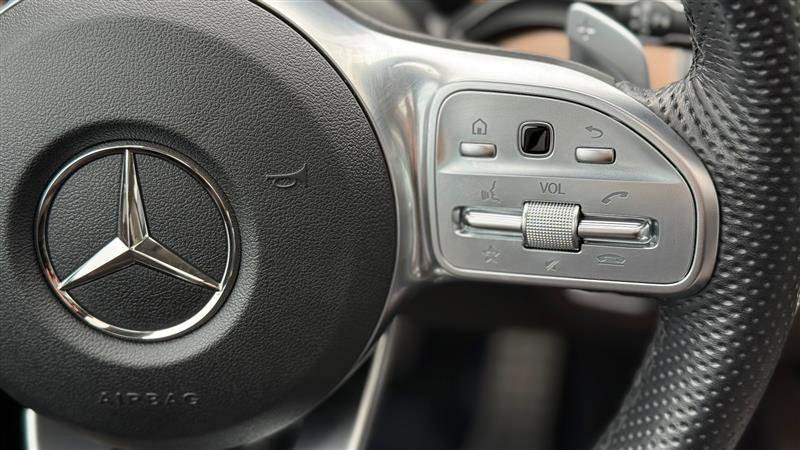 Used 2023 Mercedes-Benz GLS 450 4MATIC w/ AMG Line Exterior image 29