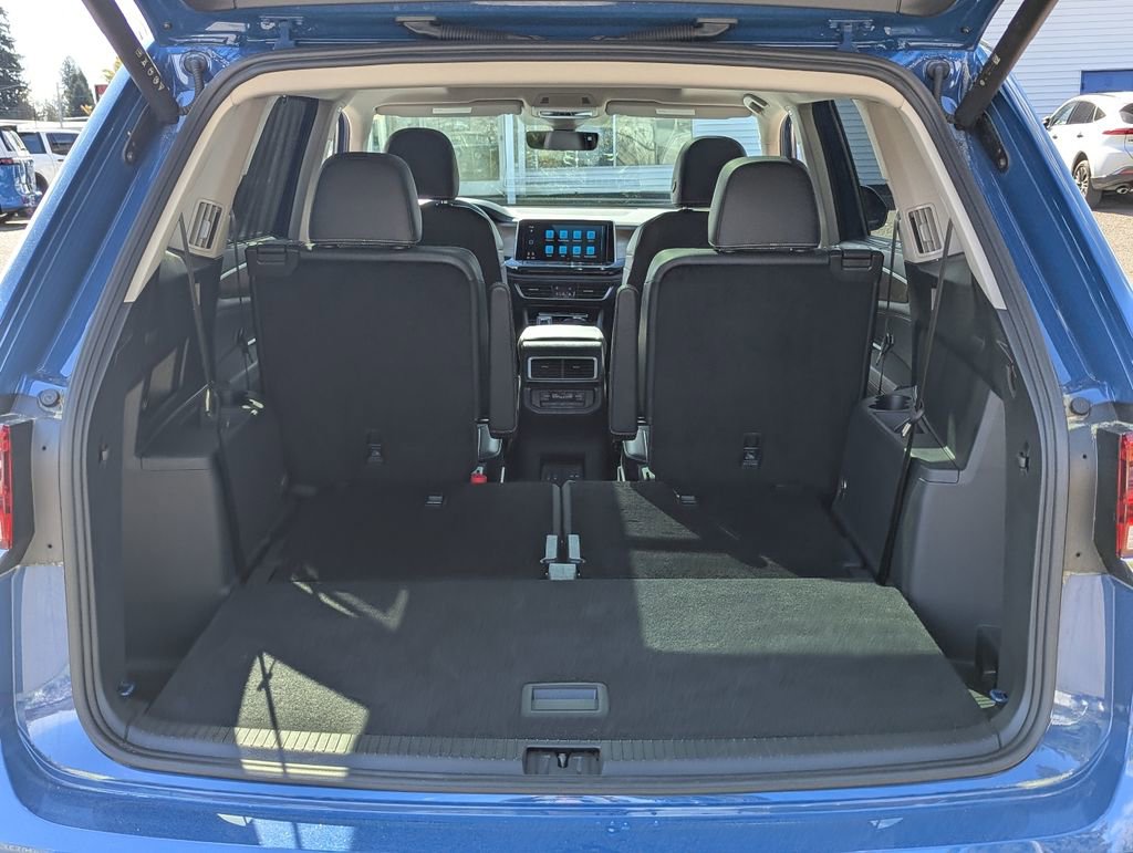 Used 2025 Volkswagen Atlas SE w/ Panoramic Sunroof Package AWD/4WD image 33