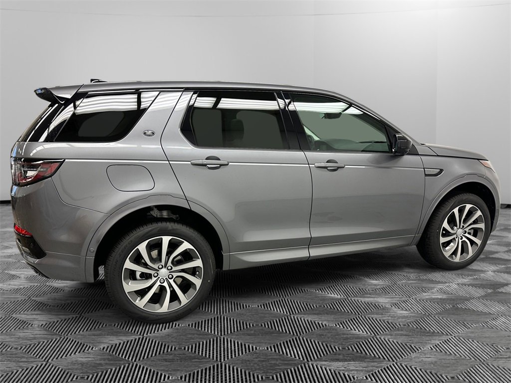 New 2025 Land Rover Discovery Sport S image 6