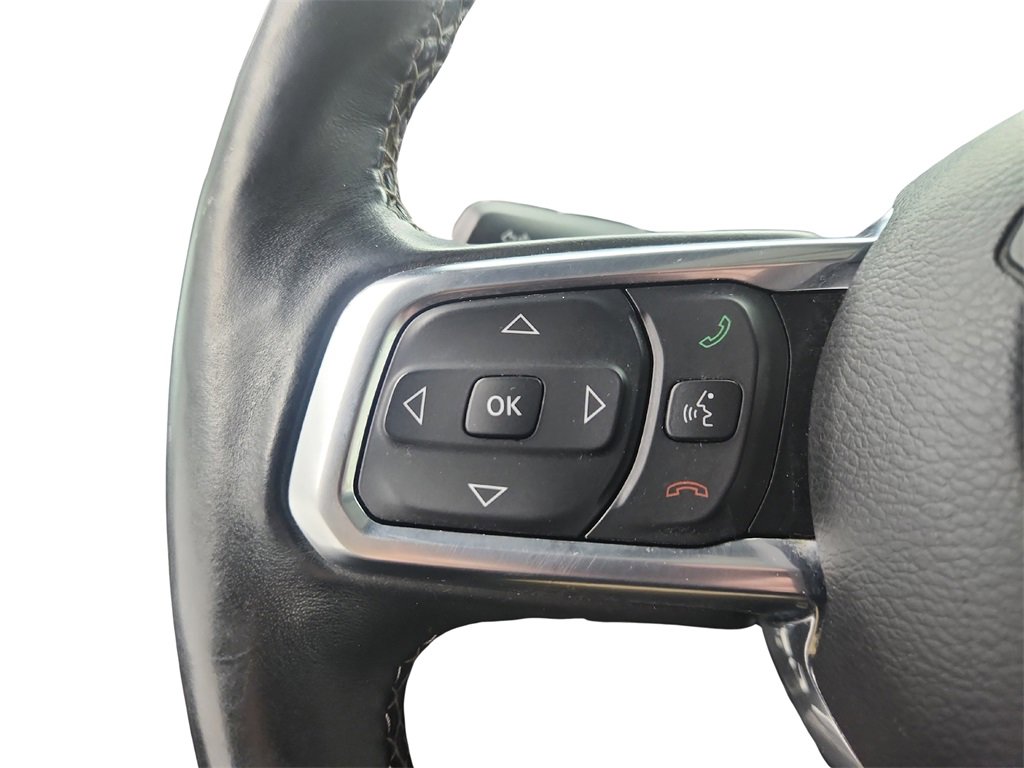 Used 2018 Jeep Wrangler Unlimited Sahara w/ Dual Top Group image 32