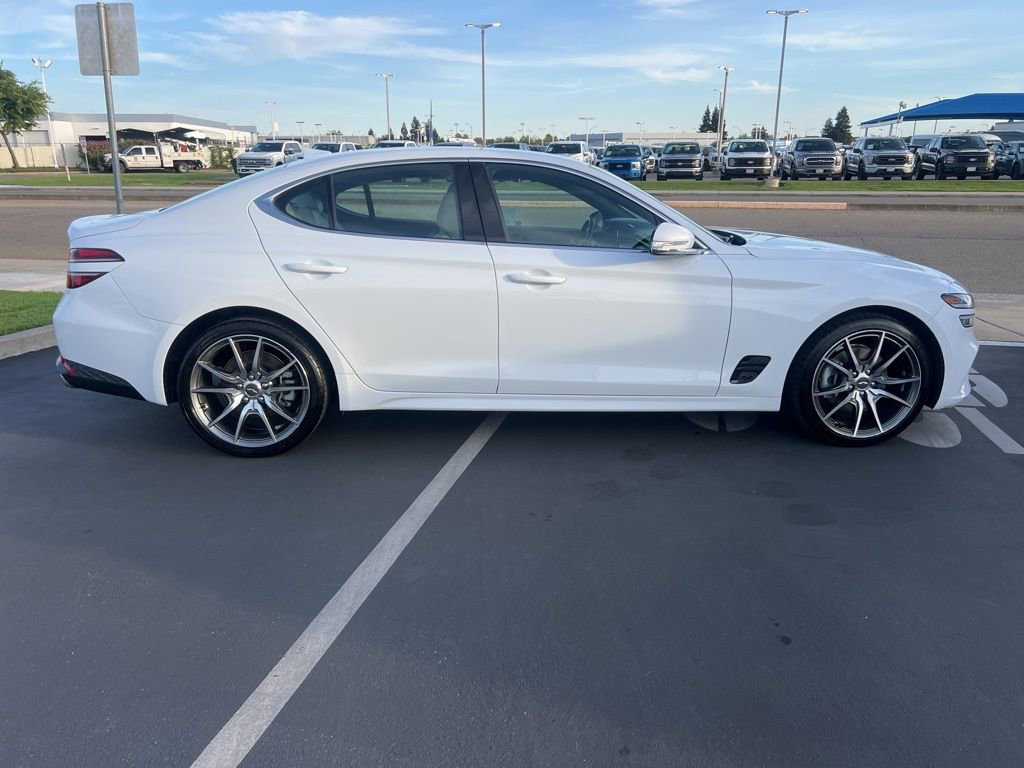 Used 2023 Genesis G70 2.0T RWD image 12