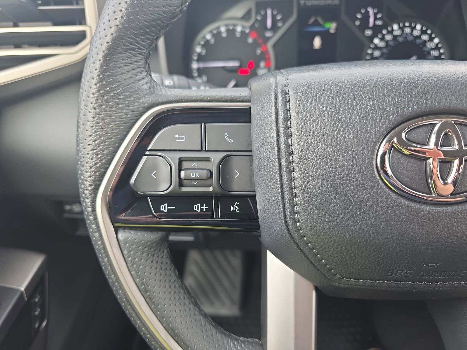 Used 2023 Toyota Tundra Limited image 16