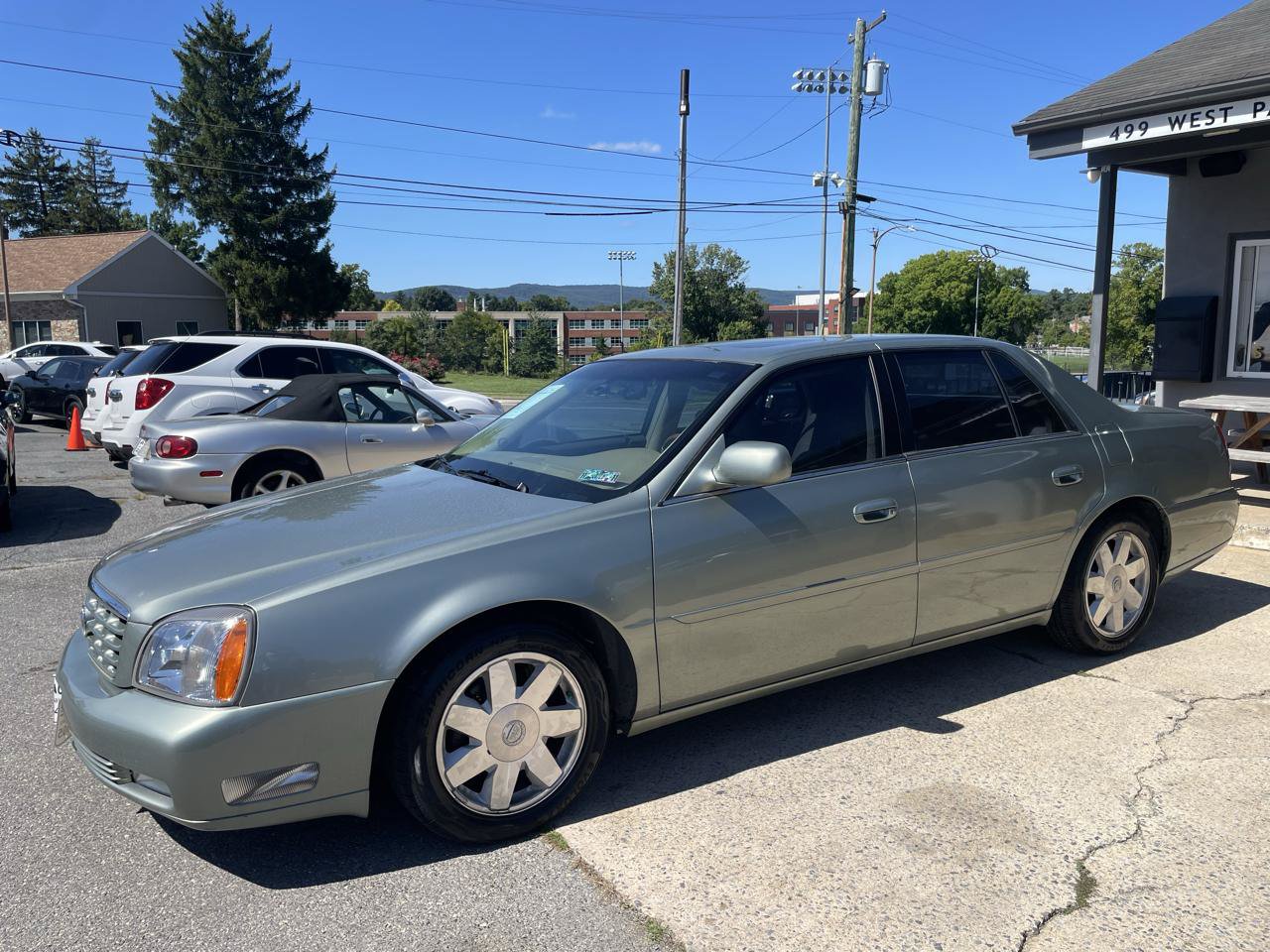 Used 2005 Cadillac De Ville DTS w/ Equipment Group FWD image 6