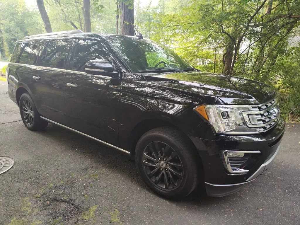 Used 2019 Ford Expedition Max Limited image 3