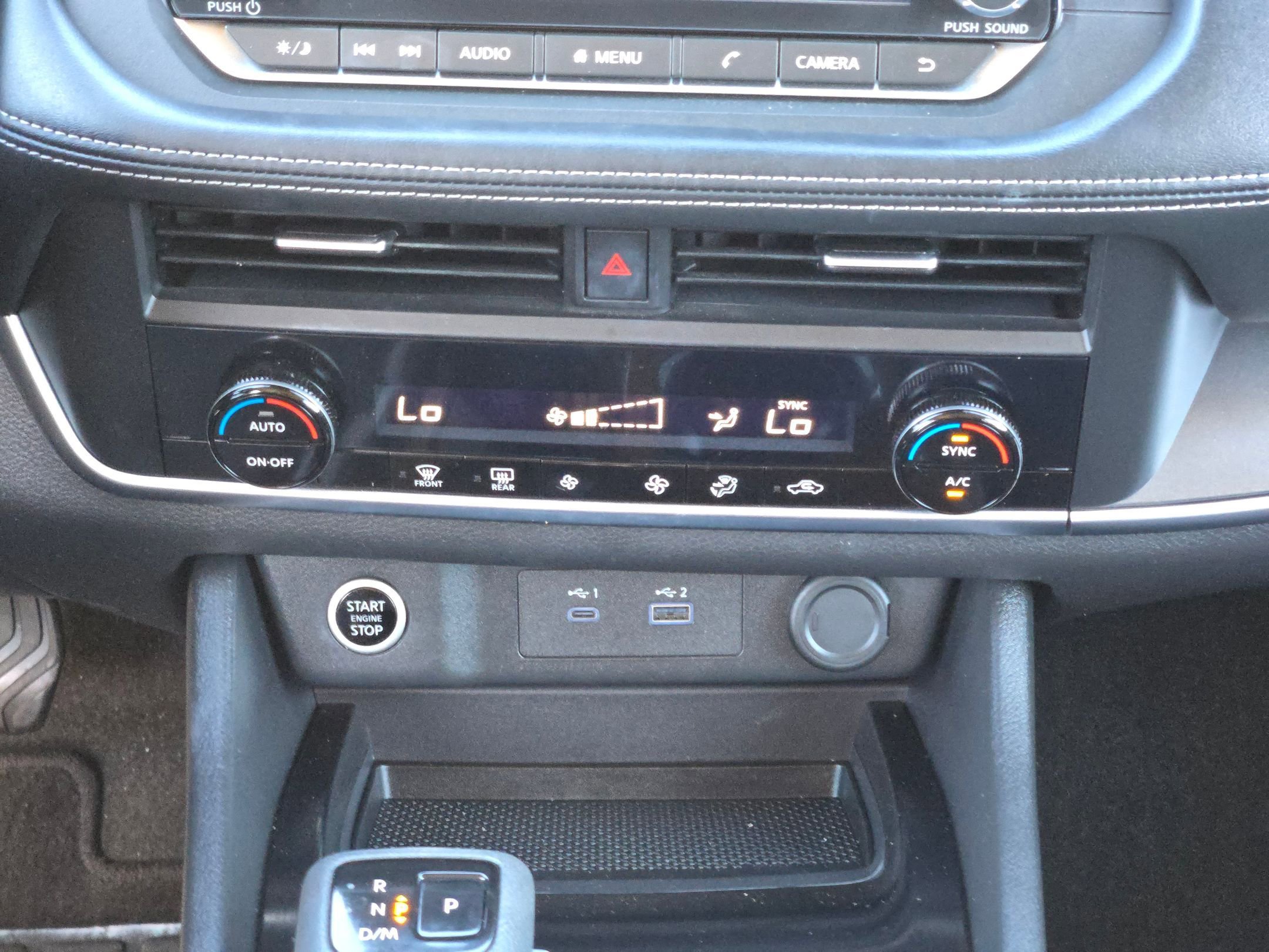 Used 2023 Nissan Rogue SV image 18