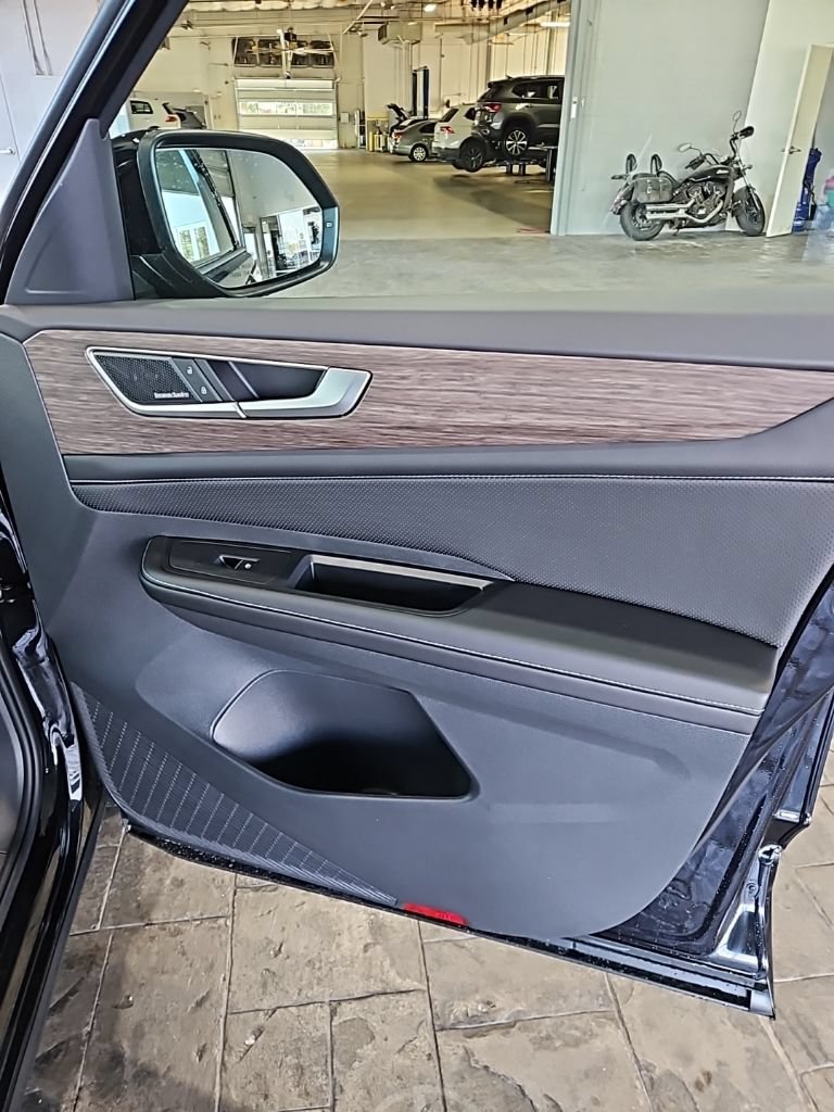 New 2026 Volkswagen Atlas SEL Premium R-Line AWD/4WD image 11