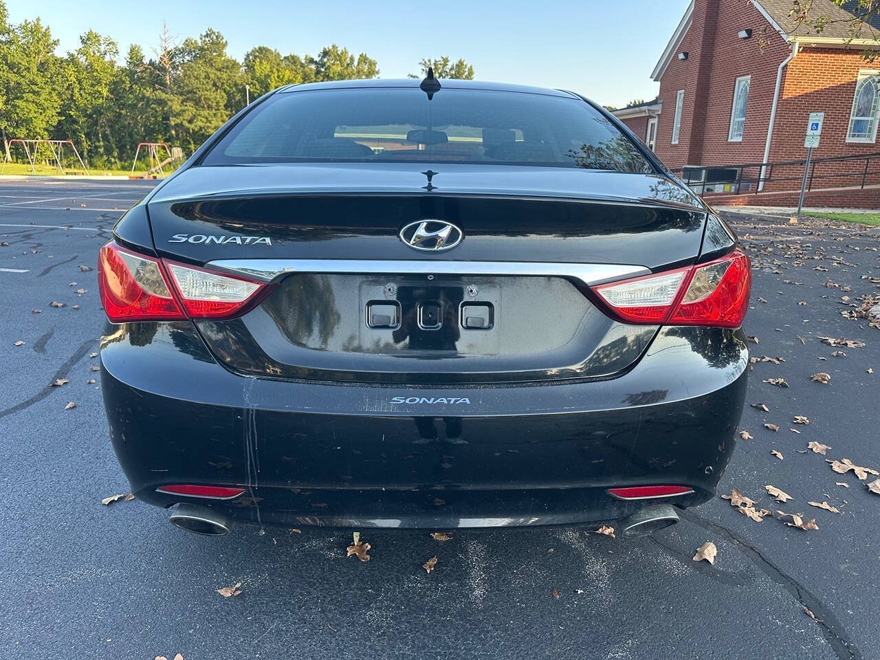 Used 2013 Hyundai Sonata SE w/ Navigation & Sunroof Pkg FWD image 7