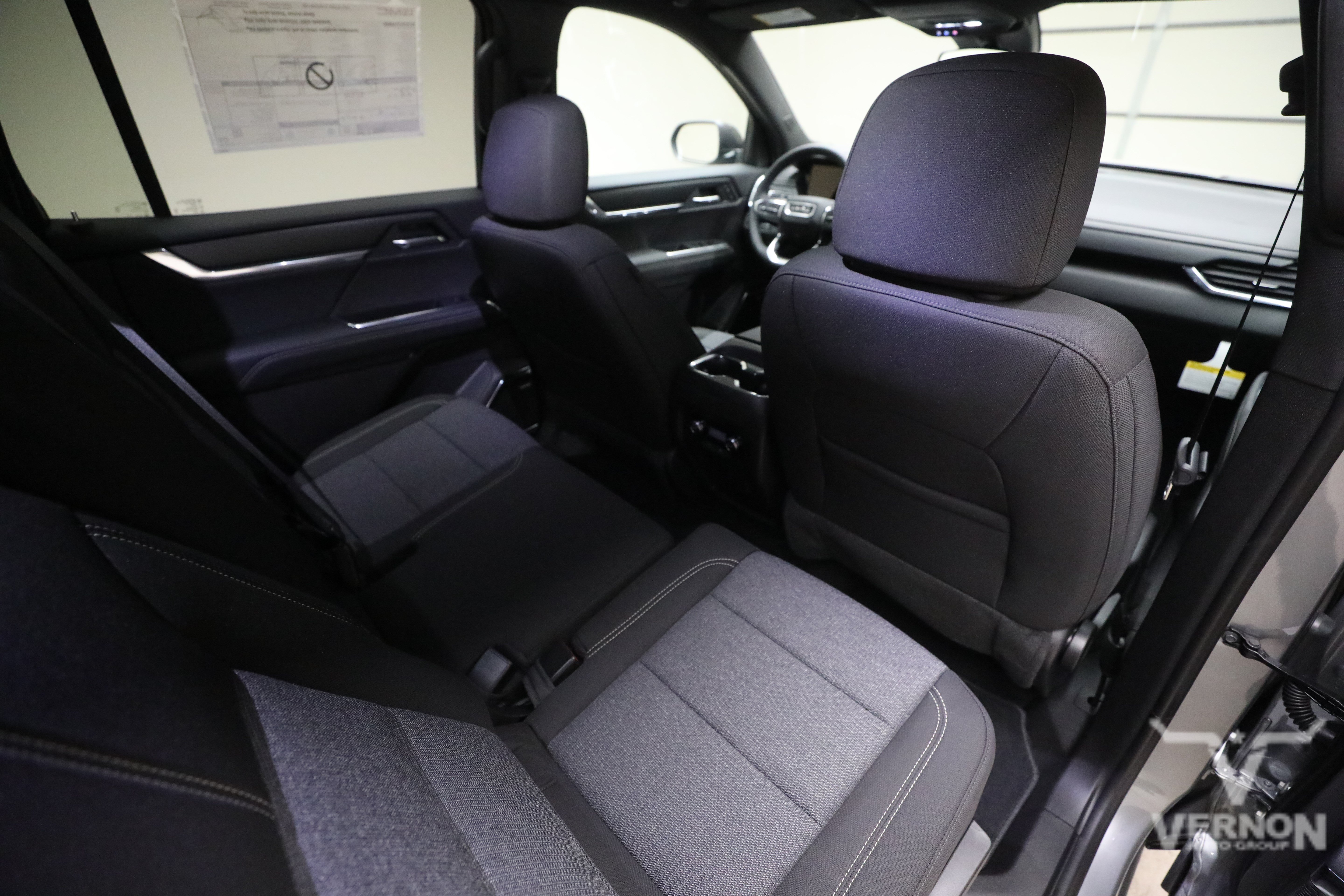 New 2027 GMC Acadia Elevation FWD image 12