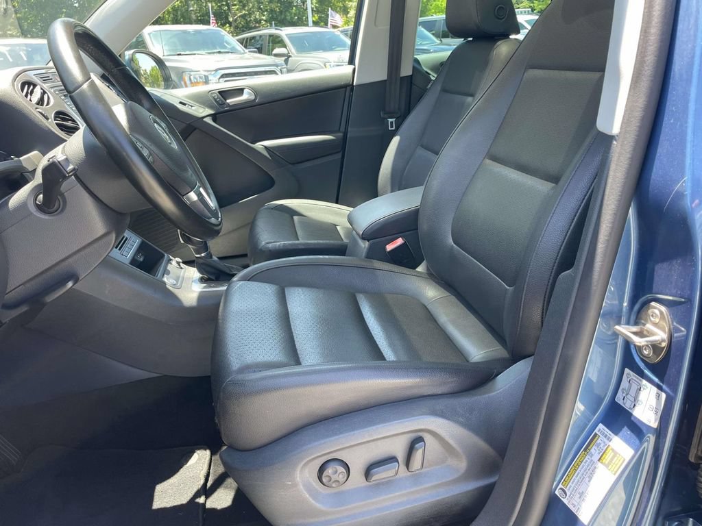 Used 2017 Volkswagen Tiguan Wolfsburg Edition FWD image 15