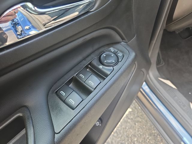 Used 2024 Chevrolet Equinox LT FWD image 11