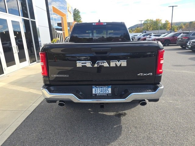 New 2026 RAM 1500 4x4 Crew Cab image 5