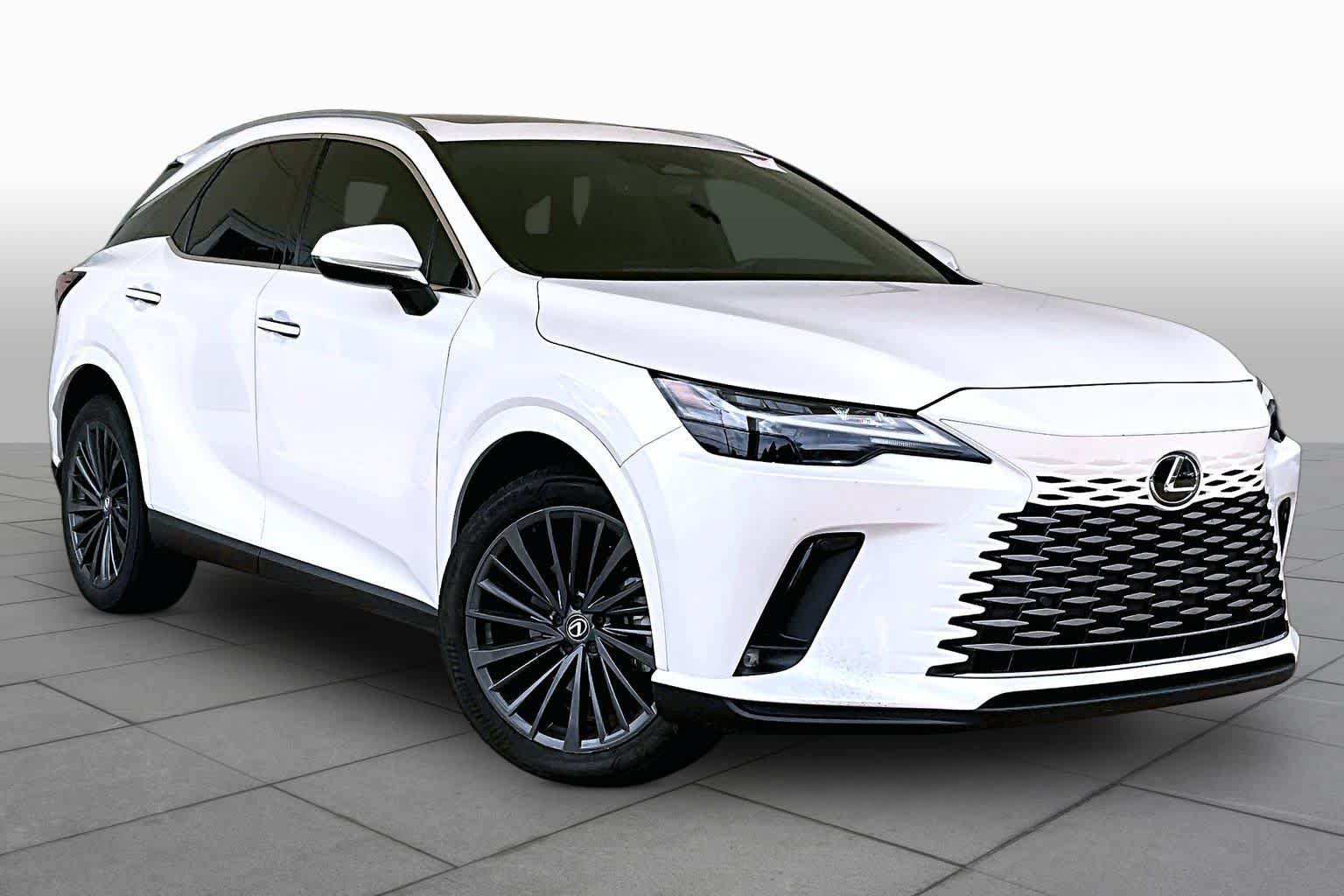 Used 2024 Lexus RX 350 Premium w/ Accessory Package (Z1) FWD image 3